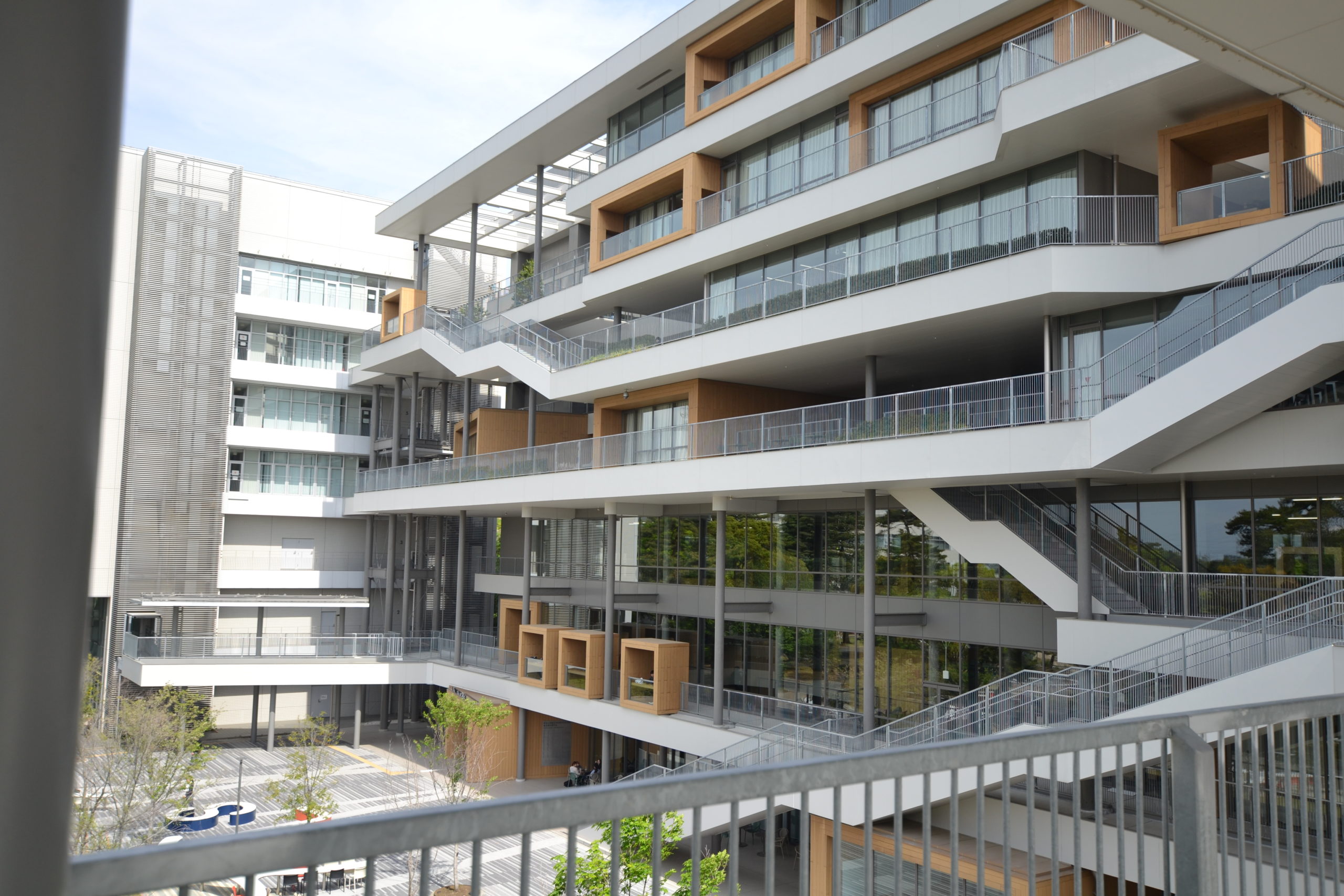 【受験当日も困らない！！】明治大学和泉キャンパスのラーニングスクエアを徹底解剖！